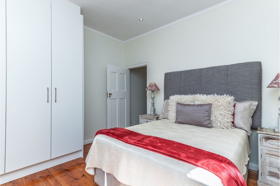 3 Bedroom Property for Sale in Cairnside Western Cape